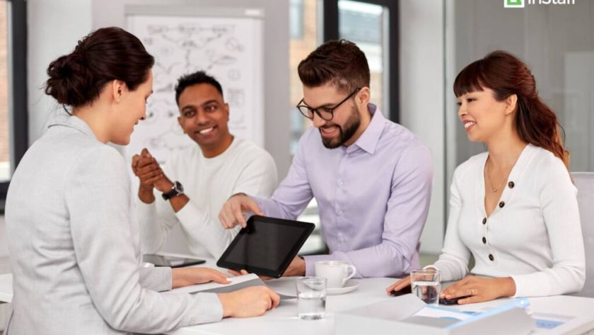 From-Punch-Clocks-to-Digital-Time-Tracking-Why-Modern-Businesses-Are-Making-the-Switch-1024x682
