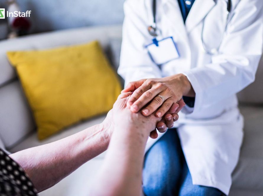 How Time Tracking and Accurate Paystubs Improve Workforce Efficiency in Healthcare Settings