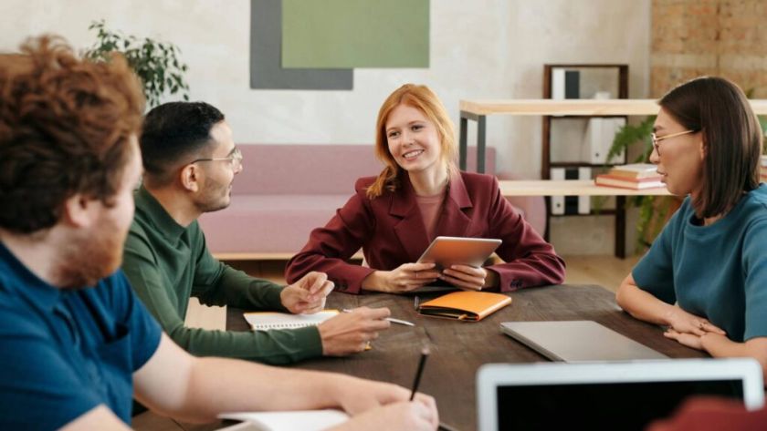 Navigating-the-Modern-Workplace-1-1024x682