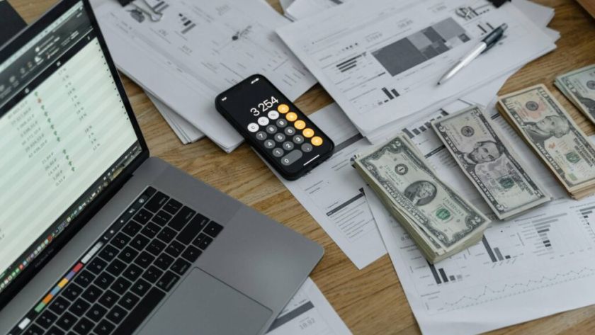 Payroll-HR-in-2025-1-1024x682