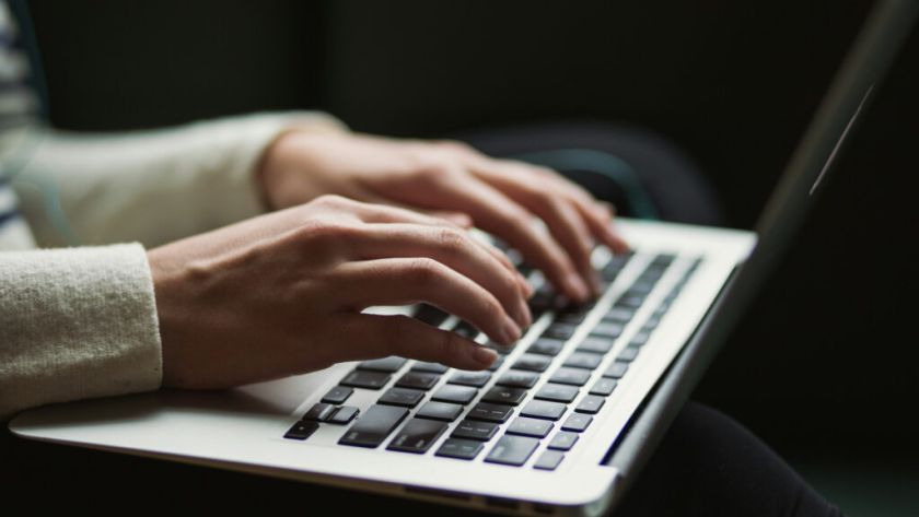 women-using-a-laptop-1024x683