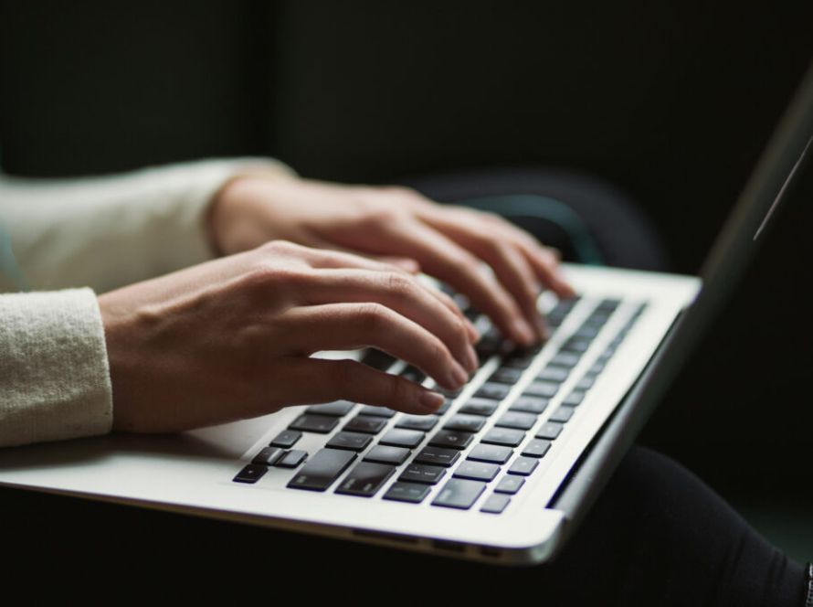 women-using-a-laptop-1024x683